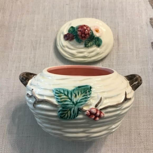 The Haldon Group Ceramic Blackberry Basket Sugar Bowl - Picture 7 of 9